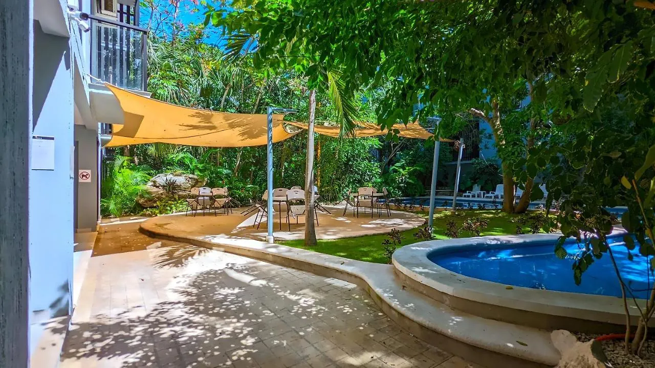 Riviera Home - New 2Br Condo W. Big Pool & Jacuzzi Playa del Carmen