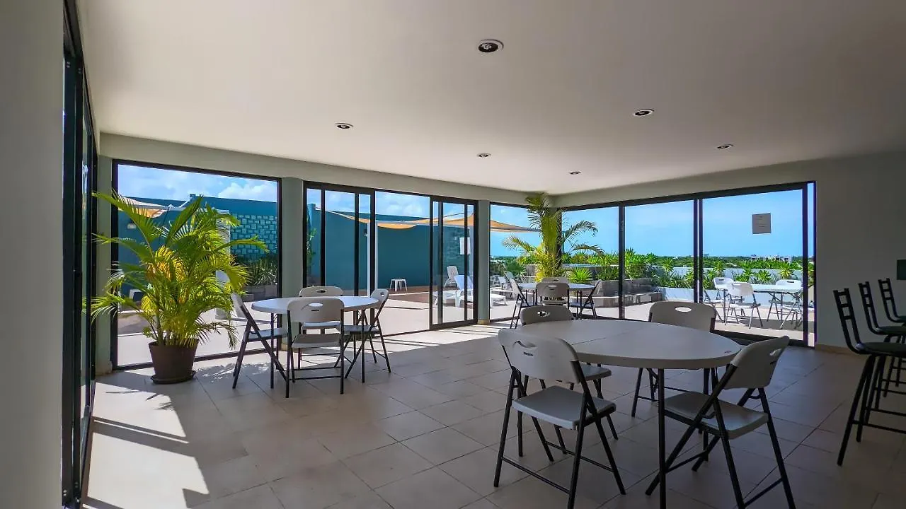 Riviera Home - New 2Br Condo W. Big Pool & Jacuzzi Playa del Carmen
